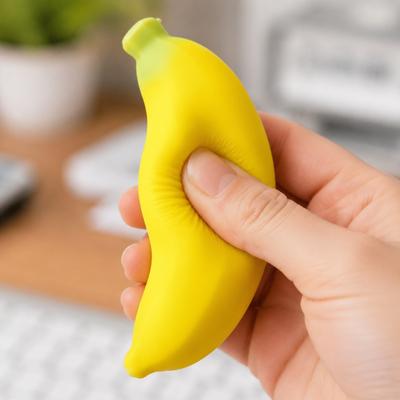 צעצוע לחיץ בצורת בננה ריאליסטי, מתרומם לאט, להקלה על חרדה, צעצוע בננה, בידור יומי נייד, אביזר להפגת מתחים