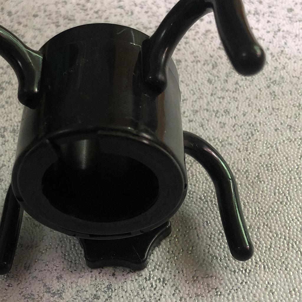 4-uddig Strandparasoll Hängkrok Justerbar 4 Uddar ABS Klädhängare för Hattar Solglasögonhållare Resklämma Tillbehör