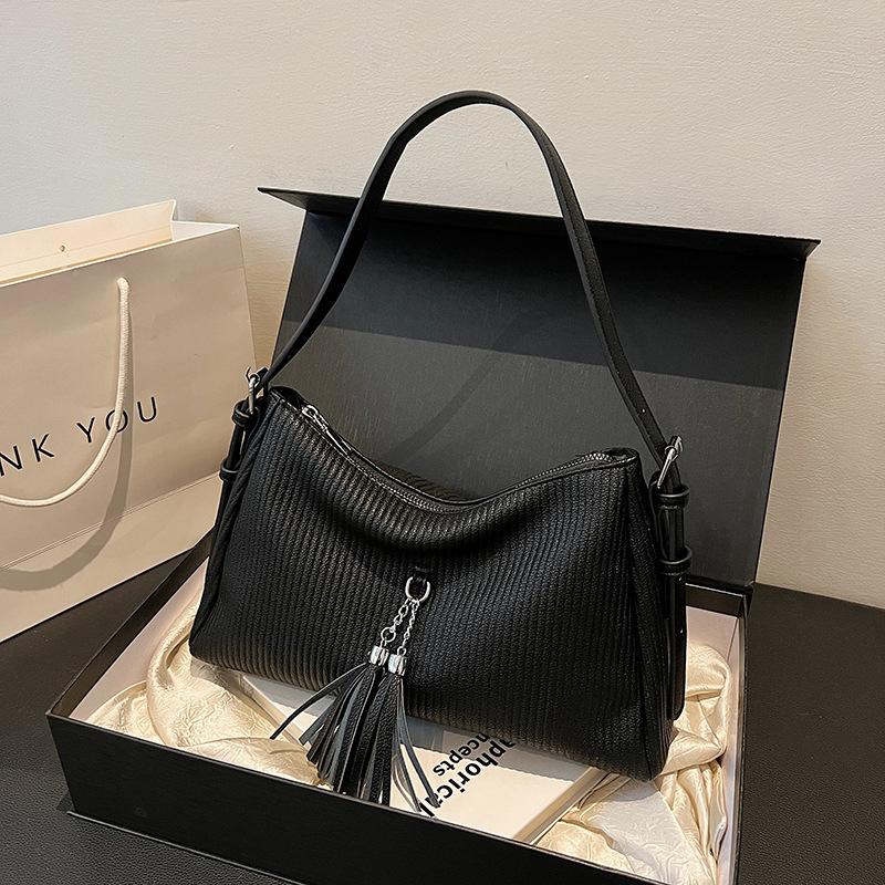 High-end Small Bag Women's 2025 New Solid Color Simple Stripe Fashion Texture Exquisite Messenger Versatile Tote Bag