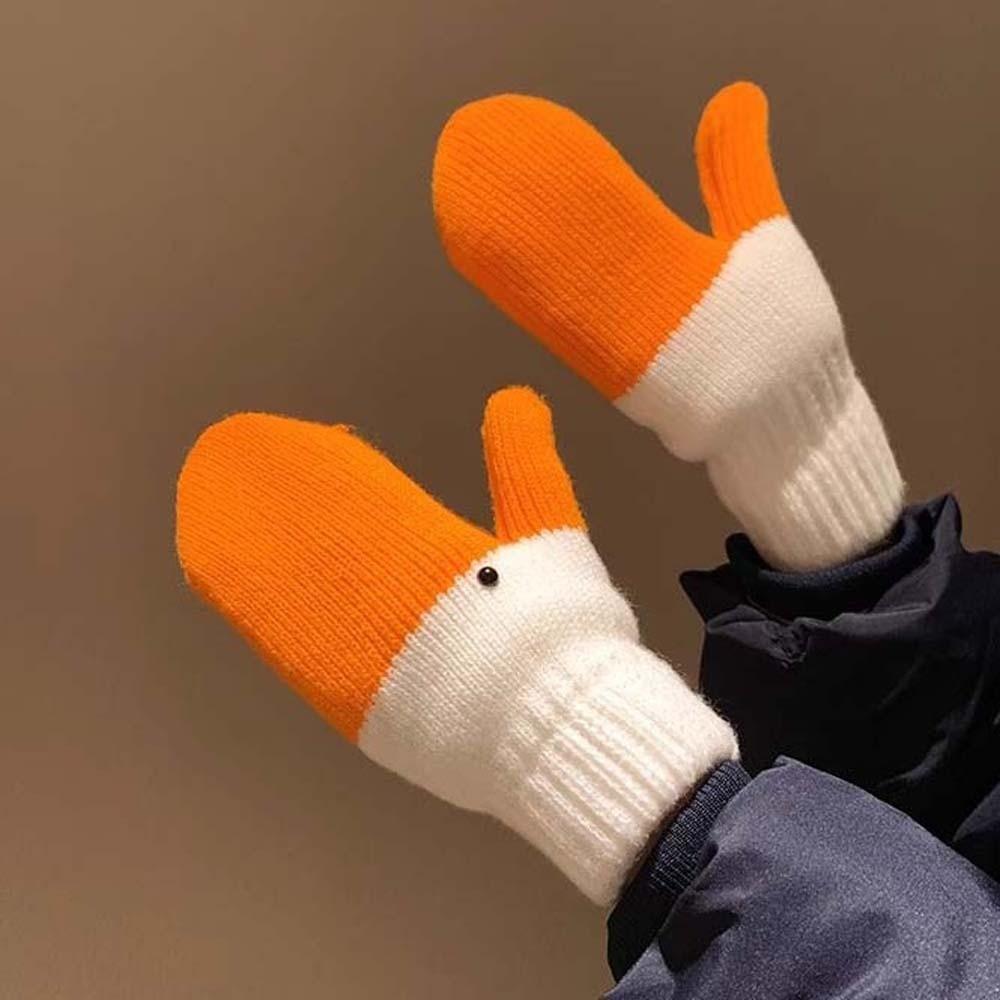 Polyester Winter Knitted Gloves Orange Anti-cold Mittens Creative Cartoon Goose Gloves  Couple