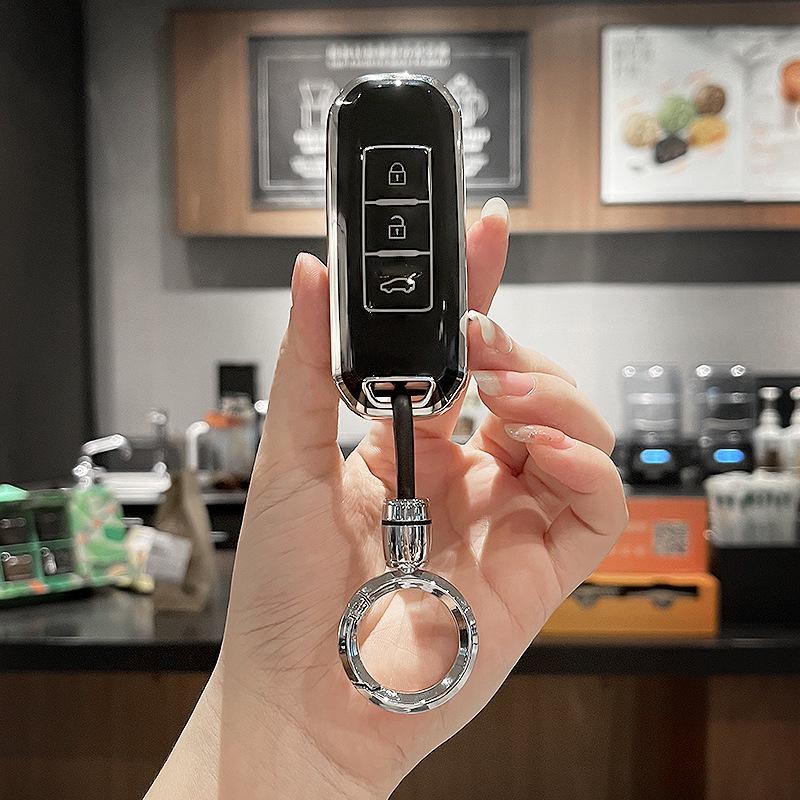 Compatible Baojun Car Key Case for Models 510, 730, 530, 360, 560, 310W, 630 - Protective Shell with Special Buckle Bag