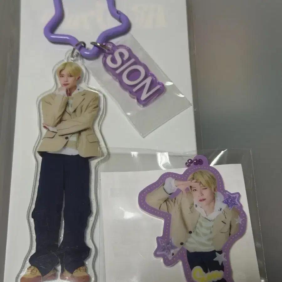 NCT Wish Shion Il To Random Toy Acrylic Keyring