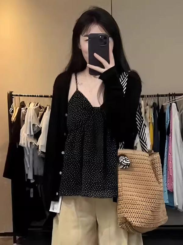 Dwuczęściowy komplet w groszki w dużych rozmiarach: Francuski Retro Top na Ramiączkach i Kardigan