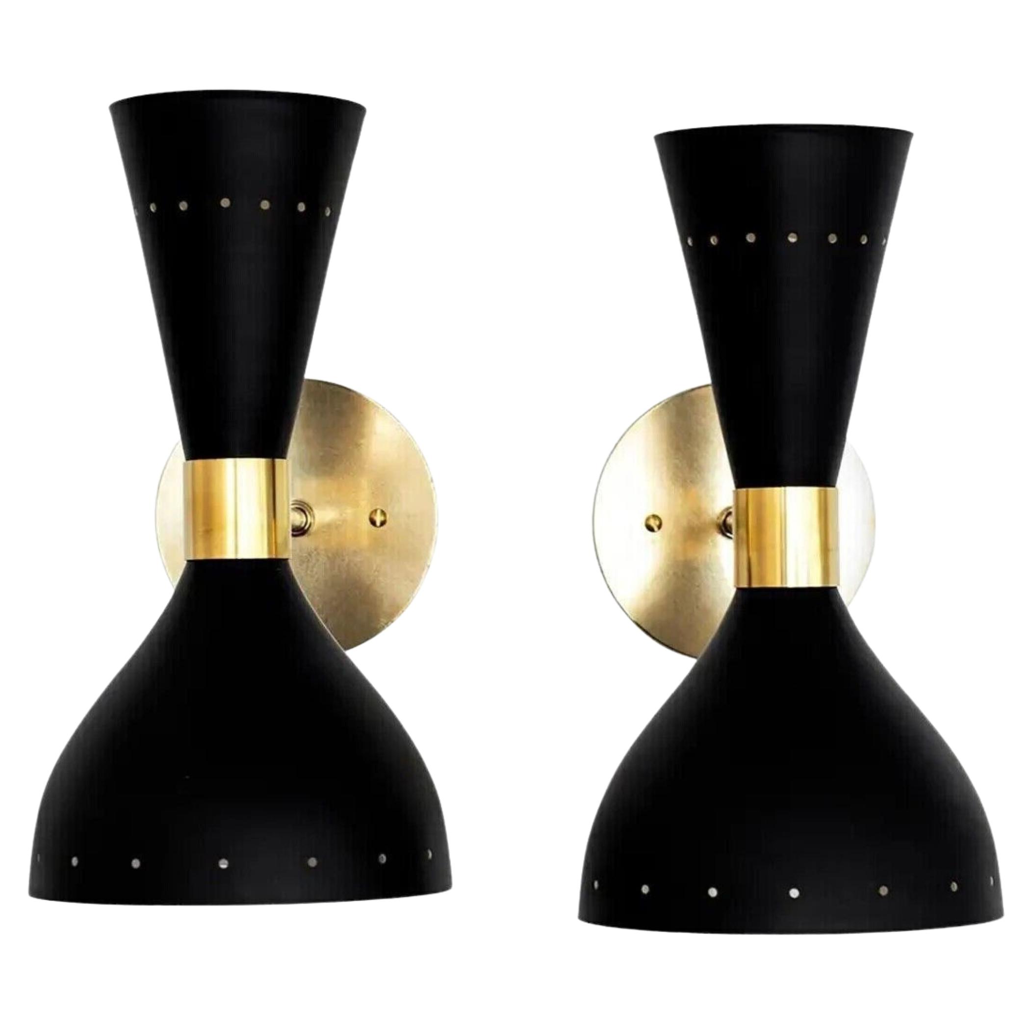 

1950 Настенное бра Diabolo Пара современных черных бра в стиле Stilnovo Настенный светильник