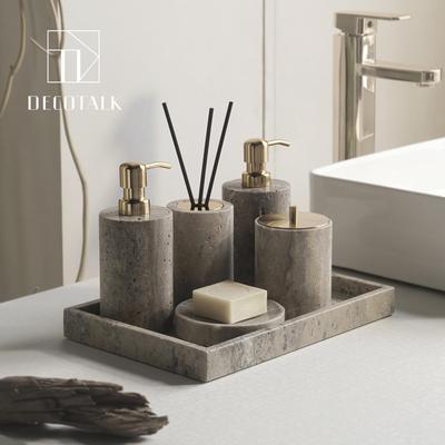 Wabi-Sabi Stříbrnošedý Travertin Koupelnová Sada: Podložka a dekorace k umyvadlu.