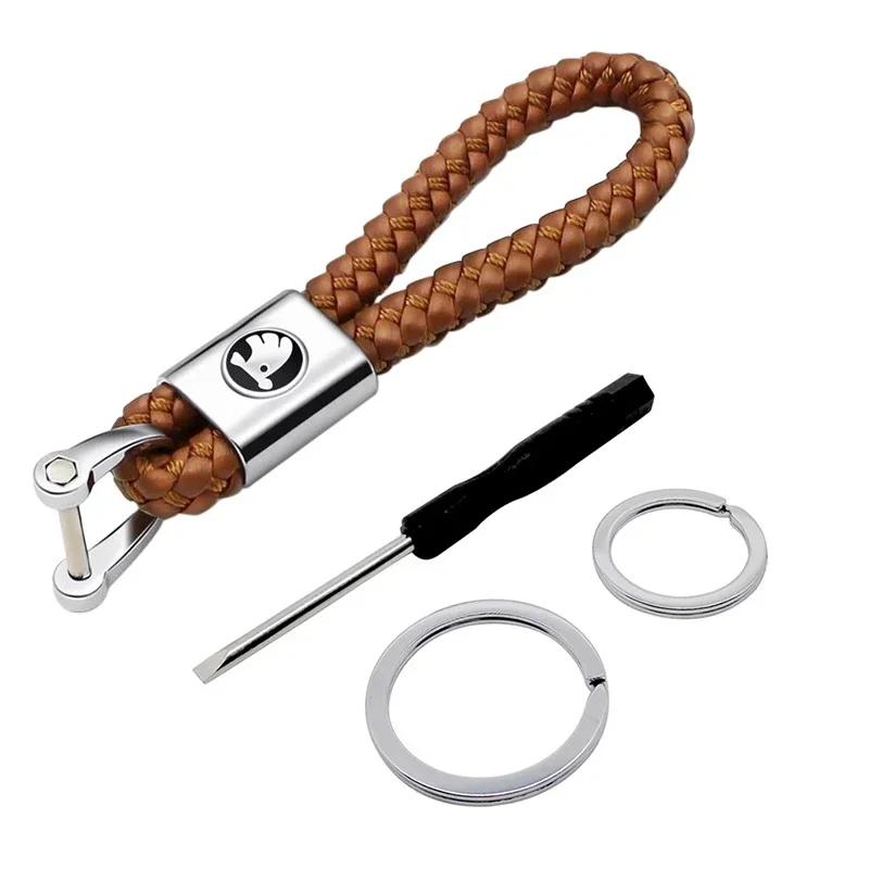 2025 New Key Buckle Chain for Skoda Logo Superb Kamiq Yeti Karoq Tour RS Fabia 2 1 Rapid Kodiaq Octavia 2 A7 Alloy Keyring Car D