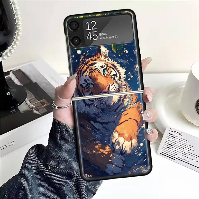 Superior Tiger Pattern Art Cases For Samsung Galaxy Z Flip 4 5 6 7 3 Z Flip7 Flip6 Flip4 Flip5 Flip3 5G Hard Shockproof Fundas C