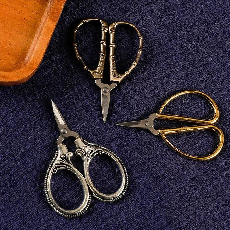 1Pc 6cm Mini Retro Pocket Scissors Antique Thread Cutter Vintage Embroidery Cross Stitch Sewing Stainless Steel