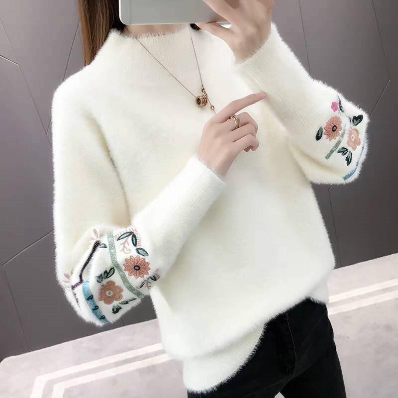 Autumn Winter Woman Sweaters Turtleneck Sweater Female Slim Pullover Jumper Flower Embroidery Knitted Sweater Fashion Casual Top