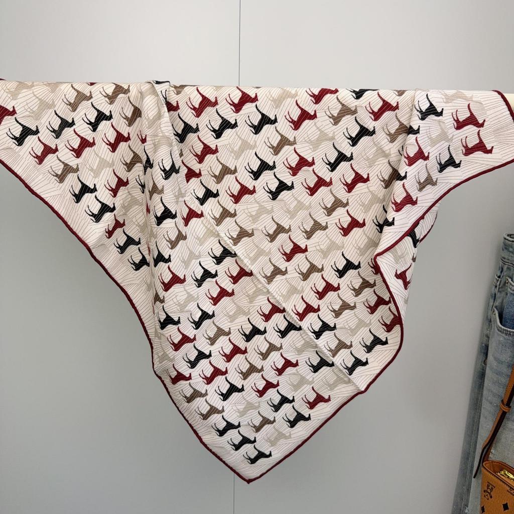 Fashionable Mulberry Silk Scarf - 70x70CM Square Autumn/Winter Head or Neck Scarf