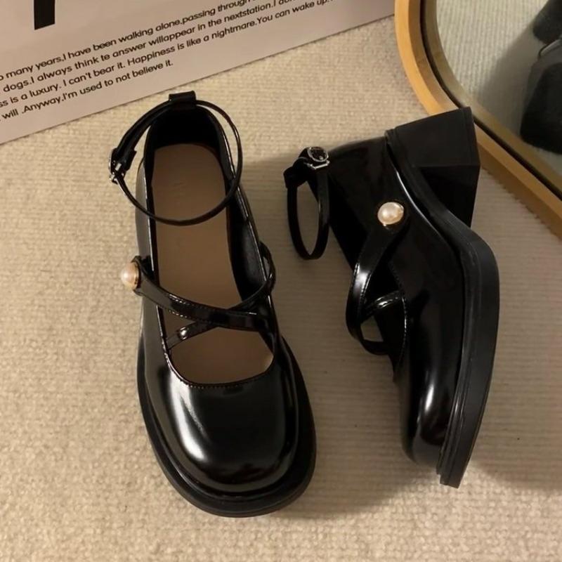 Fashion Patent Leather Ankle Strap Lolita Shoes Women Thick Heels Platform Mary Janes Woman Sweet Lovely High Heeled Pumps 2025 Loafers