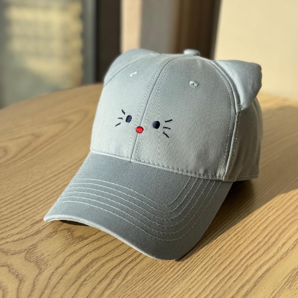 Cute cartoon kitten hard-brim baseball cap for women, sweet girl style, versatile, wide brim, makes the face look smaller, cartoon hat