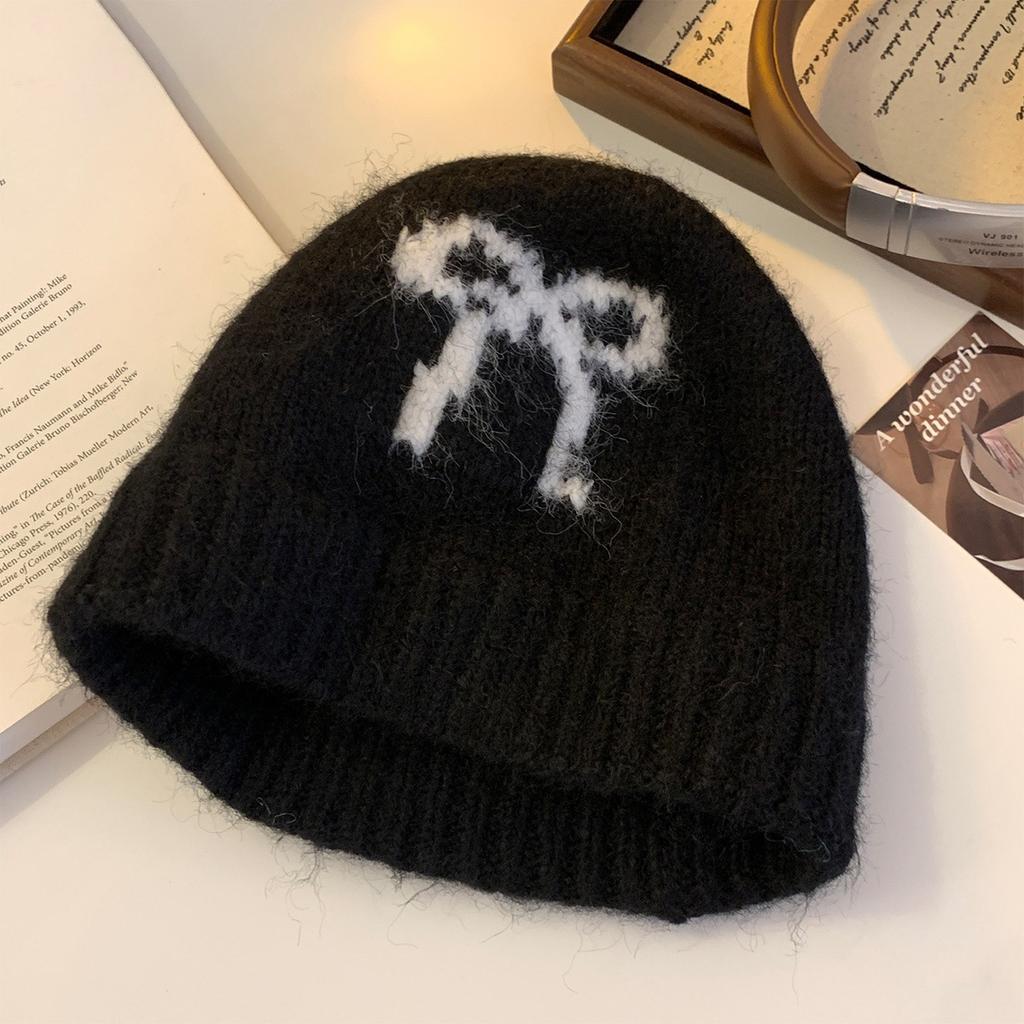 Bow plush knitted hat women's Japanese versatile face small wool hat big head circumference warm bag head hat