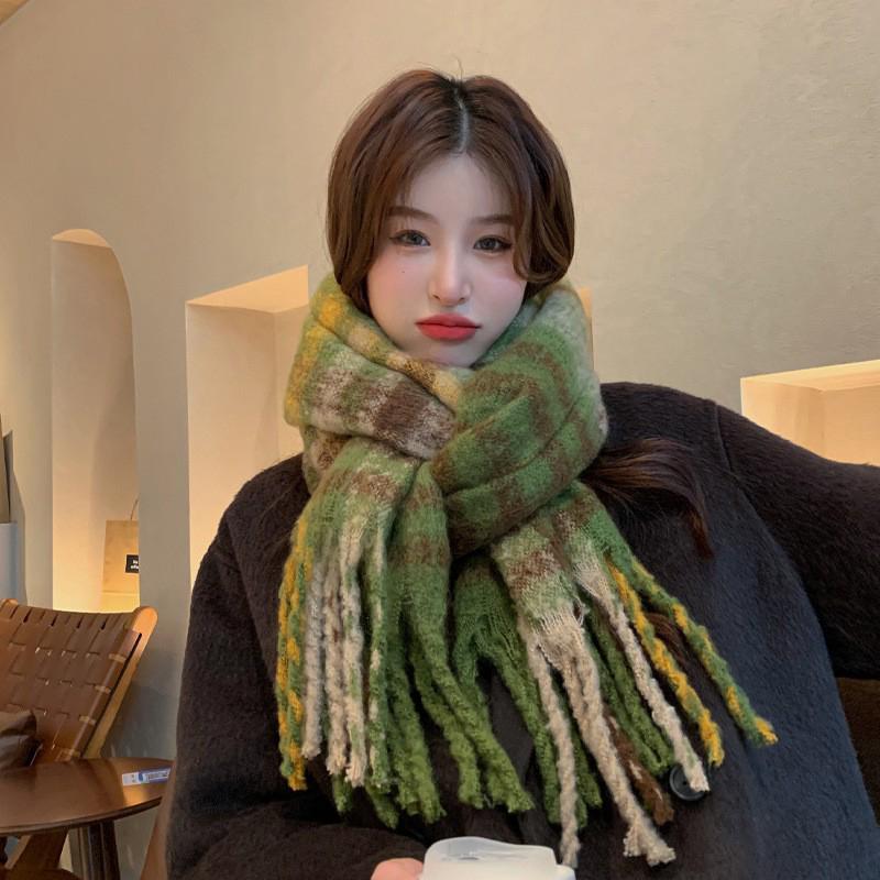 Winter Thicken Warm Tassel Scarf Women Cashmere Retro Plaid Contrasting Shawl Wraps Korean Neckerchief Female Echarpe Muffler