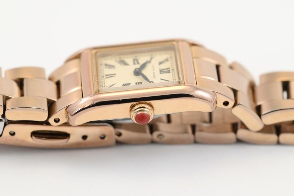 [Used] UNITED ARROWS Rectangle GOLD Tome Women's QUARTZ 5421-S058261