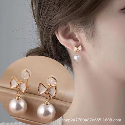 Stylish Imitation Pearl Bow Ear Clips for Women Sweet Ear Clips Without Piercings