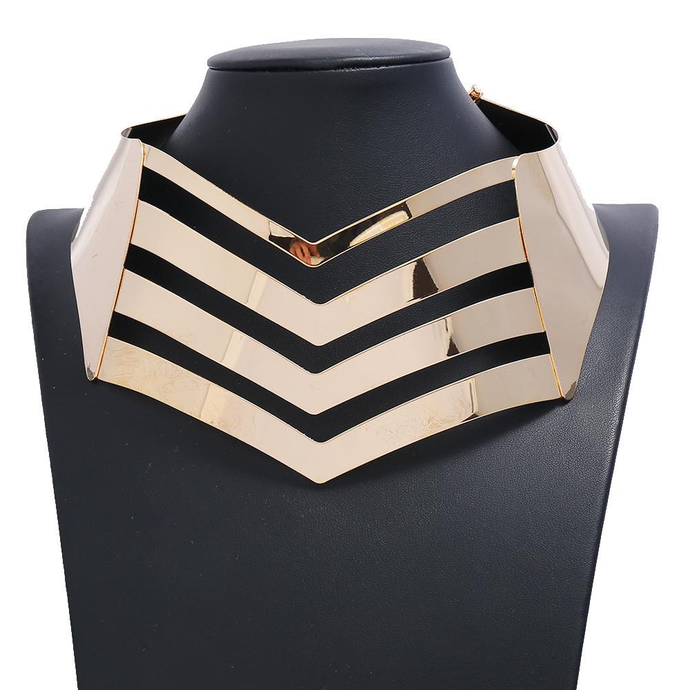 Solid Fashionable Color V Shaped Hollow Design Women Metal Collar Necklace