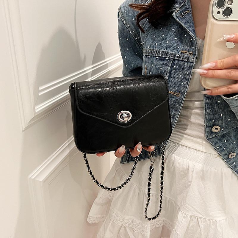 IELGY Fashion Simple Solid Color Chain Messenger Bag Korean Version All-Match Texture Small Square Bag