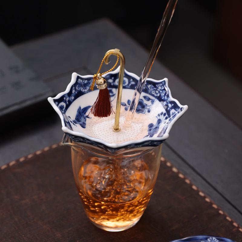Blue & White Porcelain Umbrella Tea Strainer - Creative Tea/Coffee Filter & Ornament