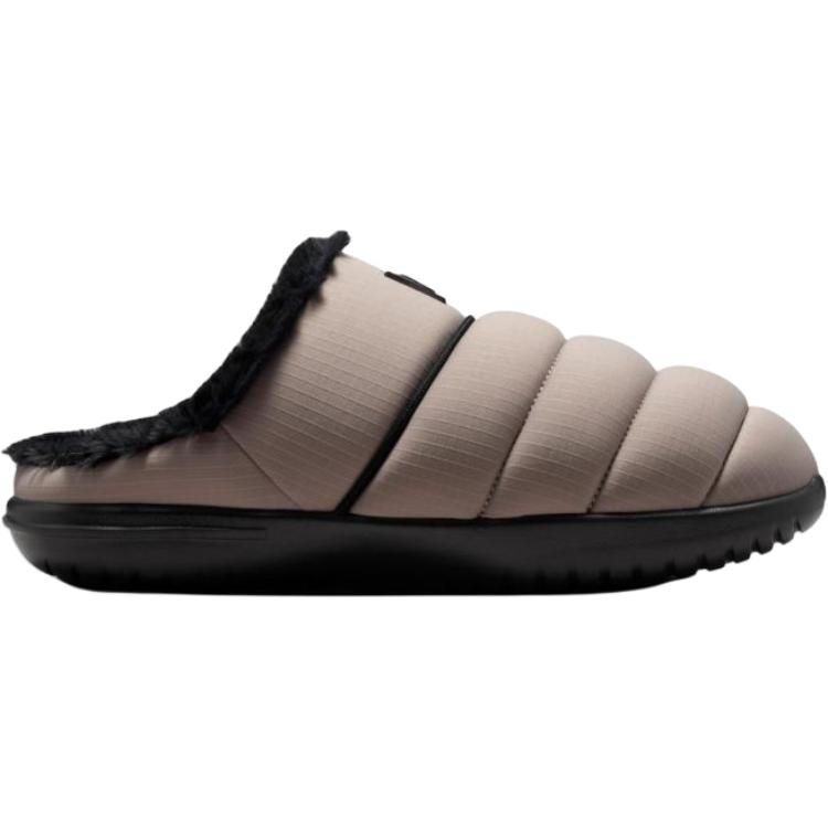 Nye Nike Burrow SE Tøfler med lukket tå uten spesialfunksjon Herre HV8561-003