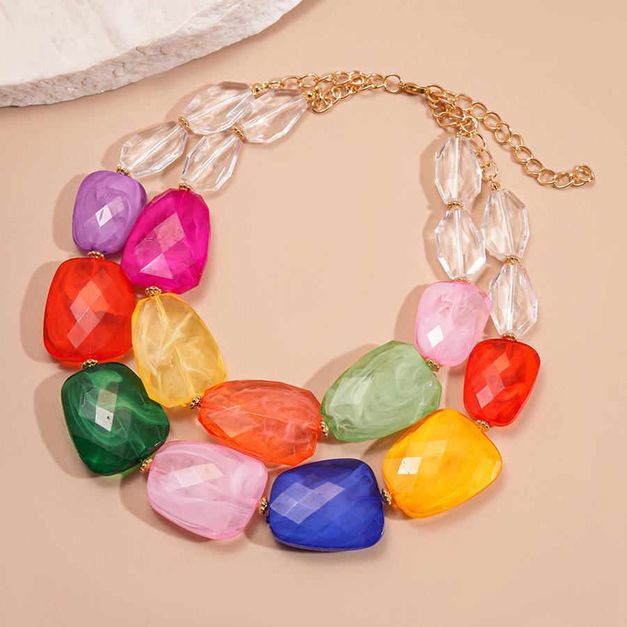 Elegant Acrylic Glass Beaded Pearl Necklace for Women – Versatile and Sophisticated Accessory