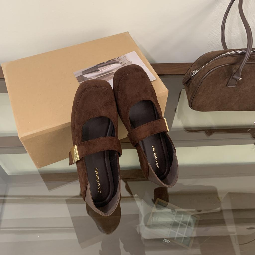 Retro Mary Jane Shoes 2025 New Korean Temperament Elegant Suede Metal Buckle Round Head Thin Soft Sole Ballet Shoes