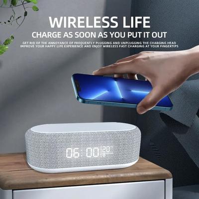 Carregadores Sem Fio 30W Almofada Dock de Carregamento Rápido para Telefone Alarme Lâmpada de Quarto Luz Noturna Relógio de Mesa Termômetro Para iPhone Samsung