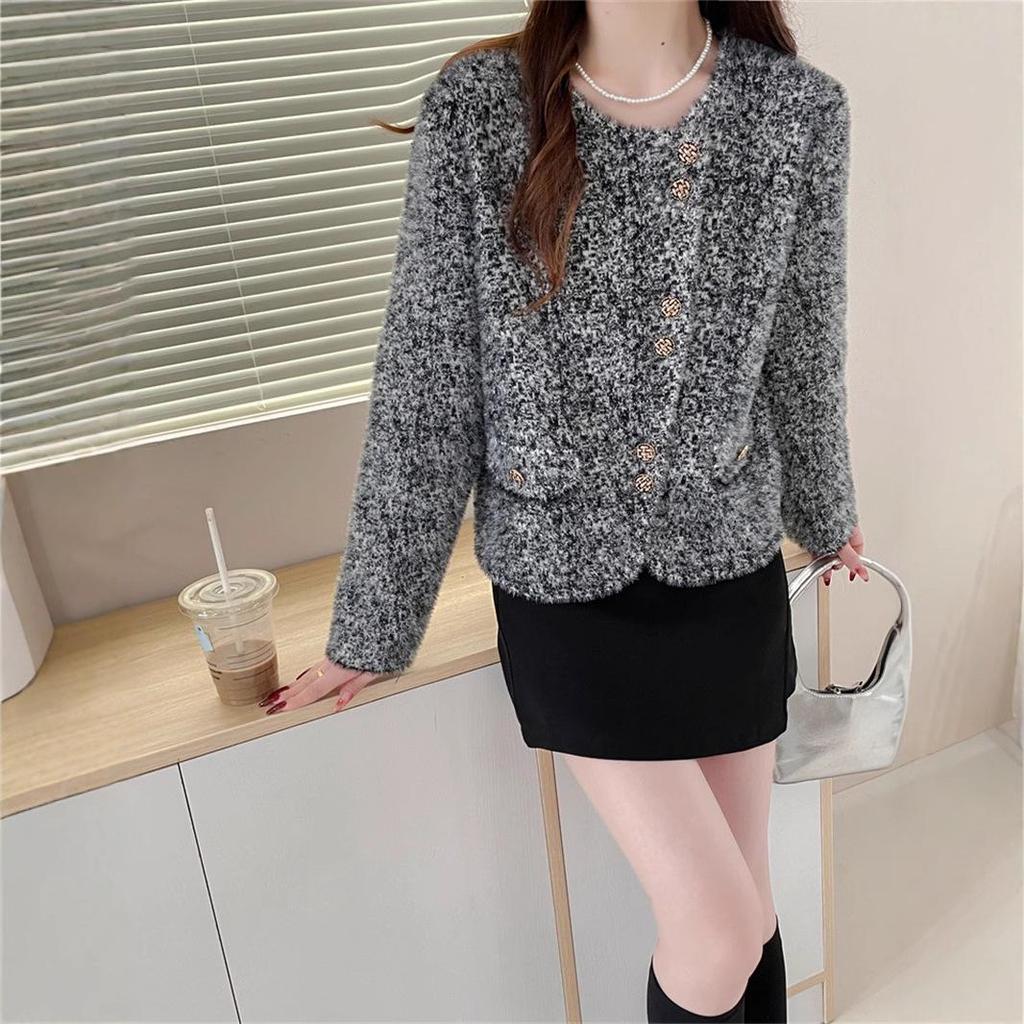 2024 Autumn/Winter Women's Faux Mink Coat: Chic, Versatile, Short Sweater-Style with Fragrance-Inspired Design