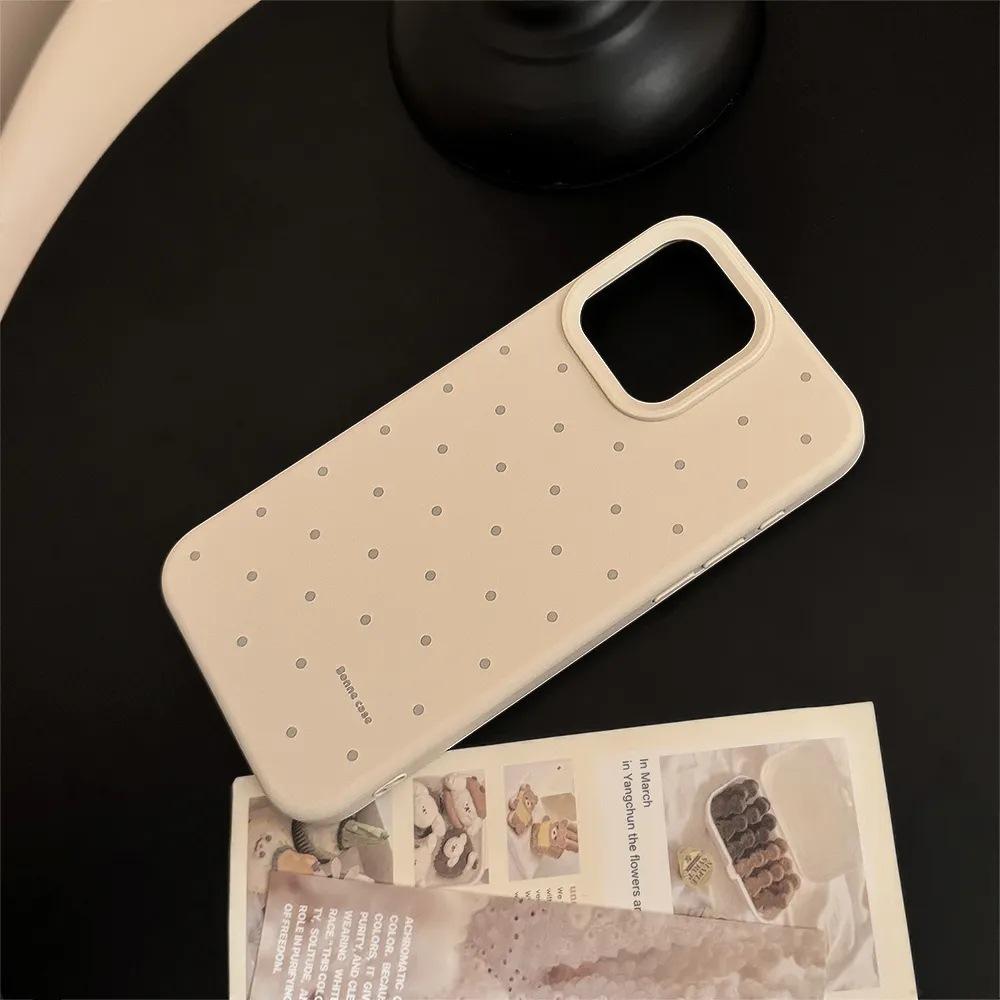 Korean Full Screen Polka Dots Are Suitable for iPhone16/17promax Mobile Phone Case Apple 15 Liquid 13 Skin Feeling 14 Sets