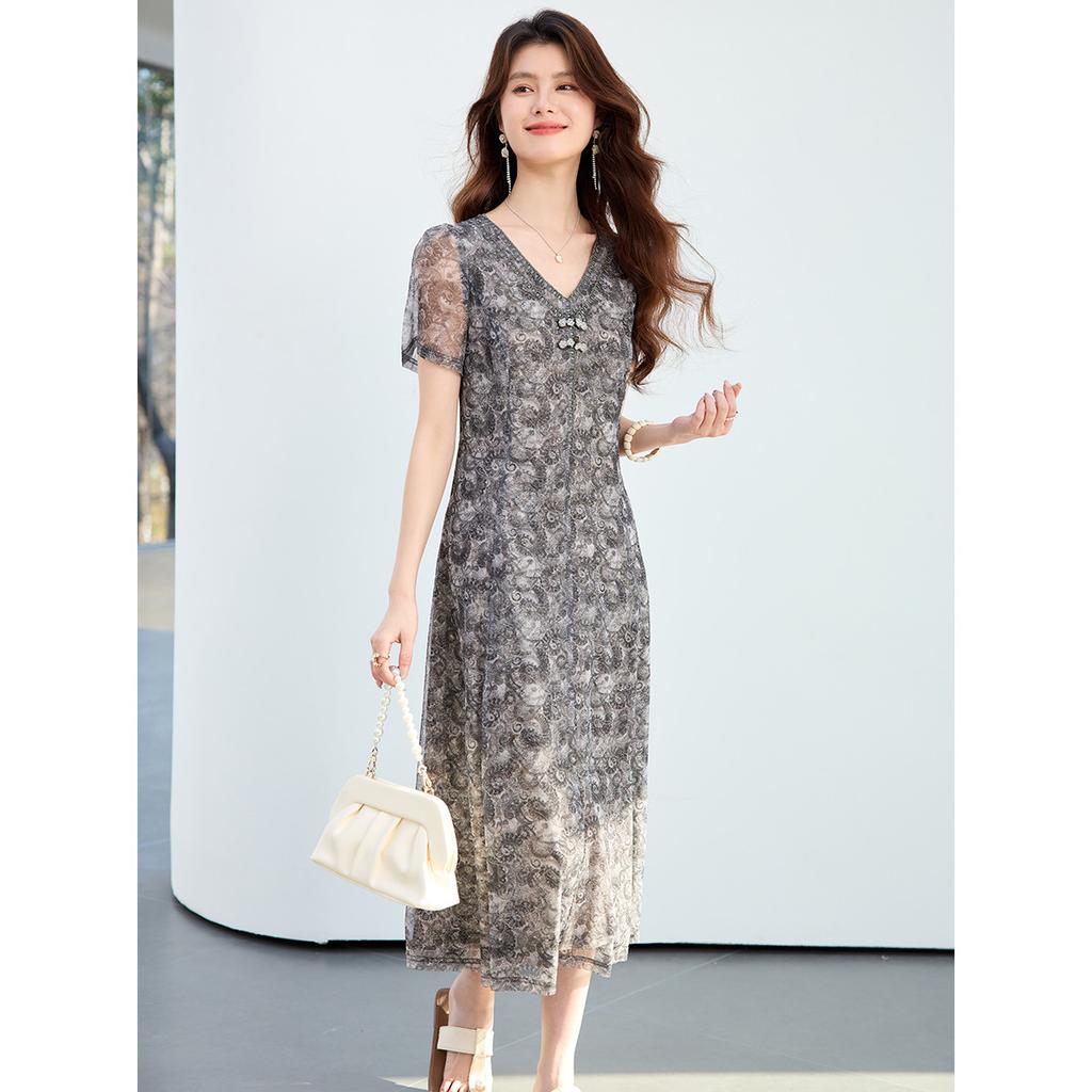 26 year new summer high-end Chinese style V-neck mid length skirt with a high-end feel and slimming short sleeved skirt A-line skirt dress