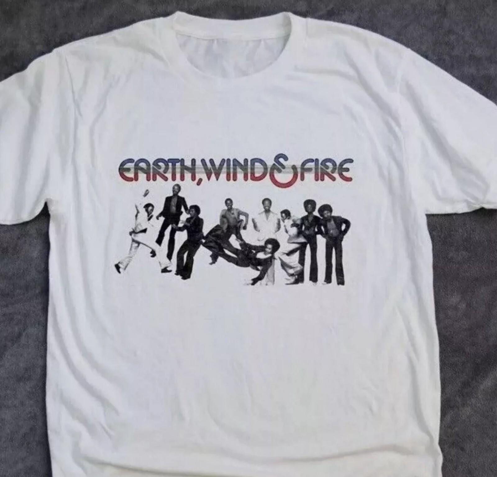 Vtg Earth Wind and Fire White Unisex T-Shirt Mens Womens Tees Top Gift for Fans M