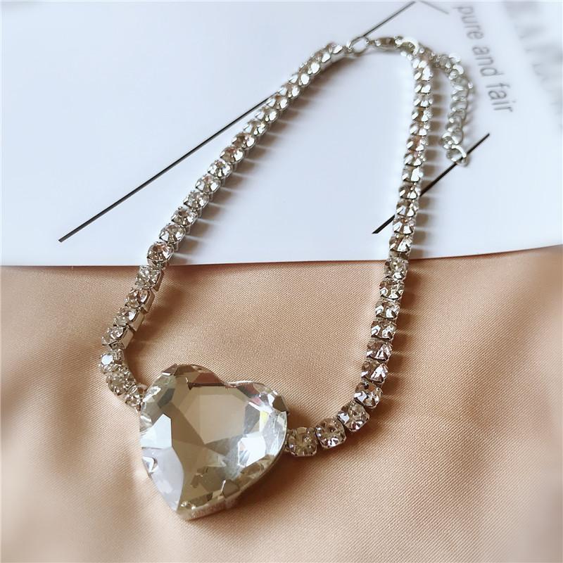 Shine Big Heart Crystal Choker Necklaces for Women Geometric Rhinestones Necklaces Statement Zircon Party Gifts