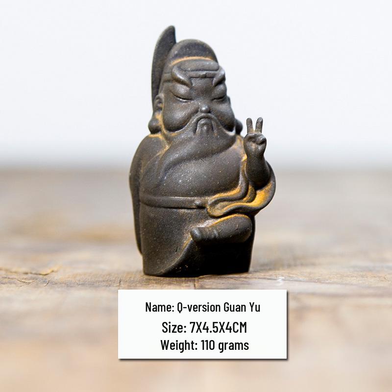 Miniature Guan Yu Desktop Ornament - Cute, High-End Office Decoration
