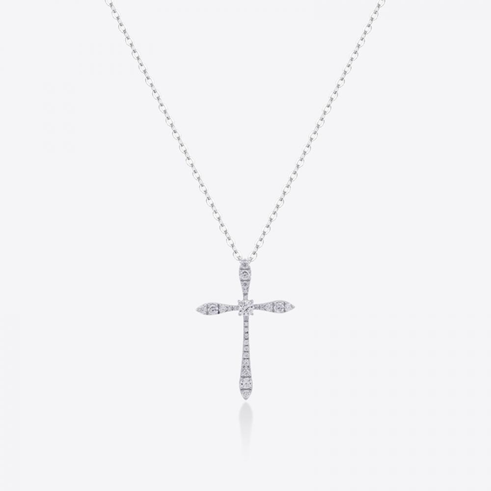 Miss Green Cross Bold Necklace