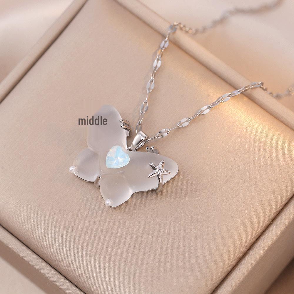 Butterfly Necklace with Color-Retaining Zircon - Fashionable, Versatile Women's Jewelry Accessory.