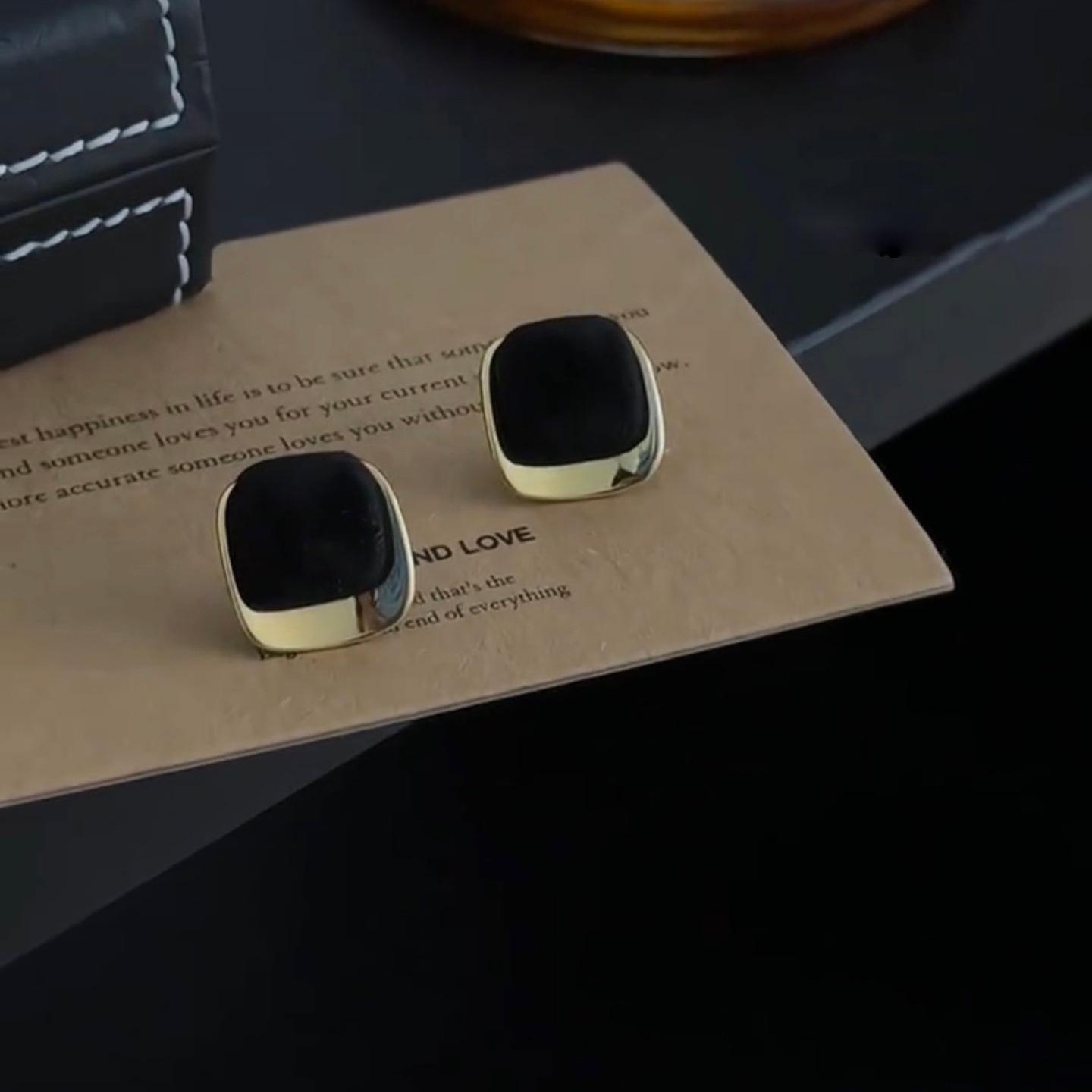 Retro Geometric Black & Gold Square Earrings with Unique Hong Kong Style Design