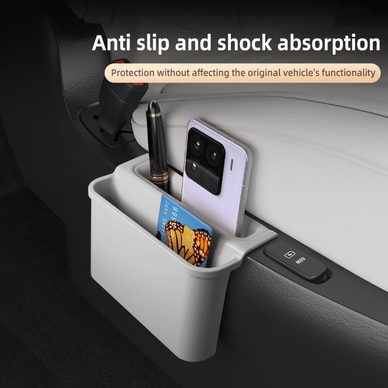 LYNK & CO 900 Back Seat Silicone Organizer & Phone Slot Mat