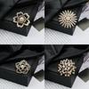 1Pcs Lady  Flower Brooches Exquisite Pearl Sunflower Brooches Lapel Pin Corsage Coat Wedding Jewelry For Women
