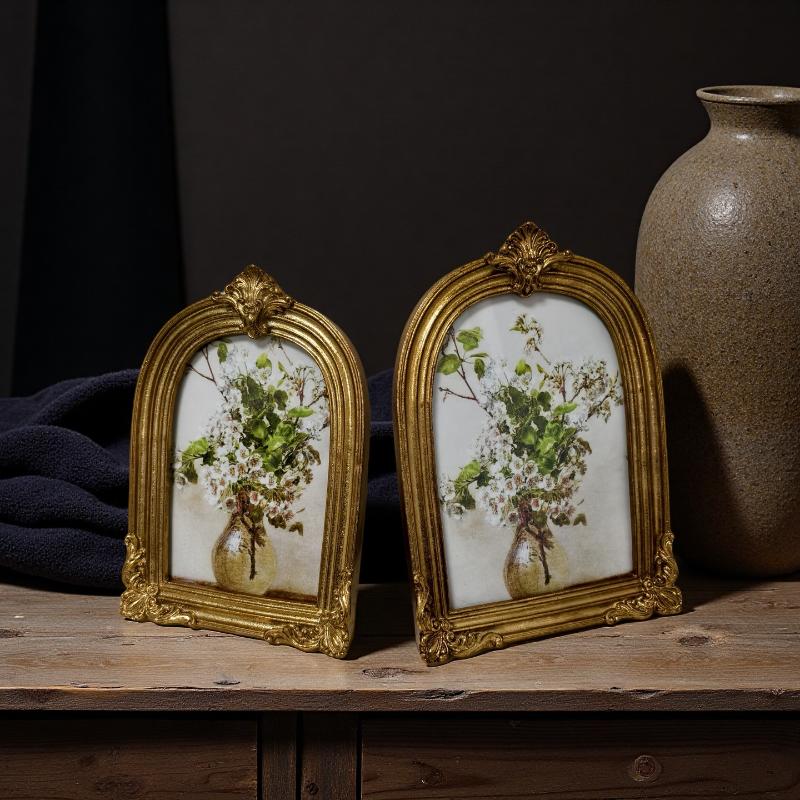 Kreativní Vintage Zlatý Pryskyřičný Rámeček na Obrázky Displejový Držák na Stůl Nástěnná Dekorace Oválný Rámeček na Fotografie Malý Retro Závěsný Rámeček