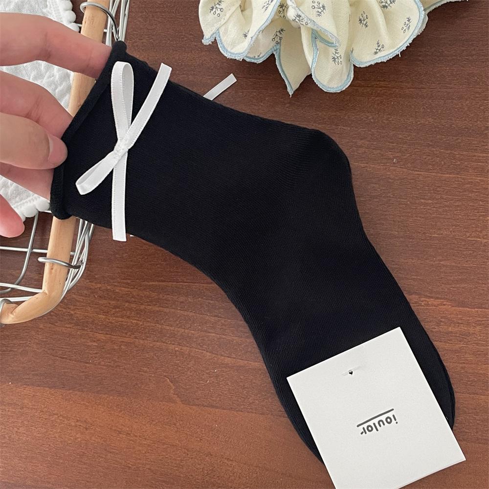 Ladies Spring and Summer New Simple Bowknot Boneless Tube Socks