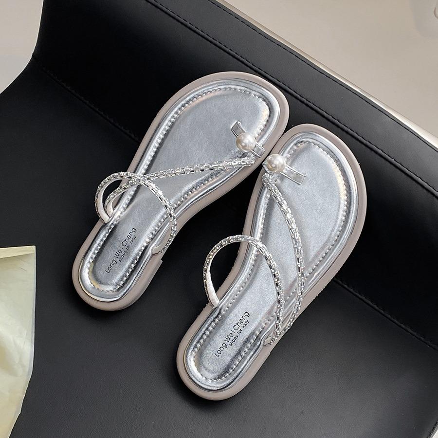 Fashion pearl rivets clip toe slippers women crystal beading narrow band flip flops new summer beach slides shoes  sandalias mujer
