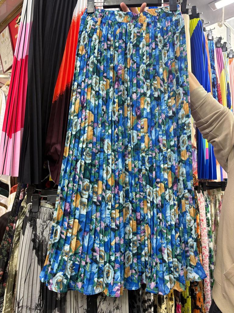 European & American Pleated Print Midi Skirt, Soft Chiffon Fabric, High Waist, Versatile Style