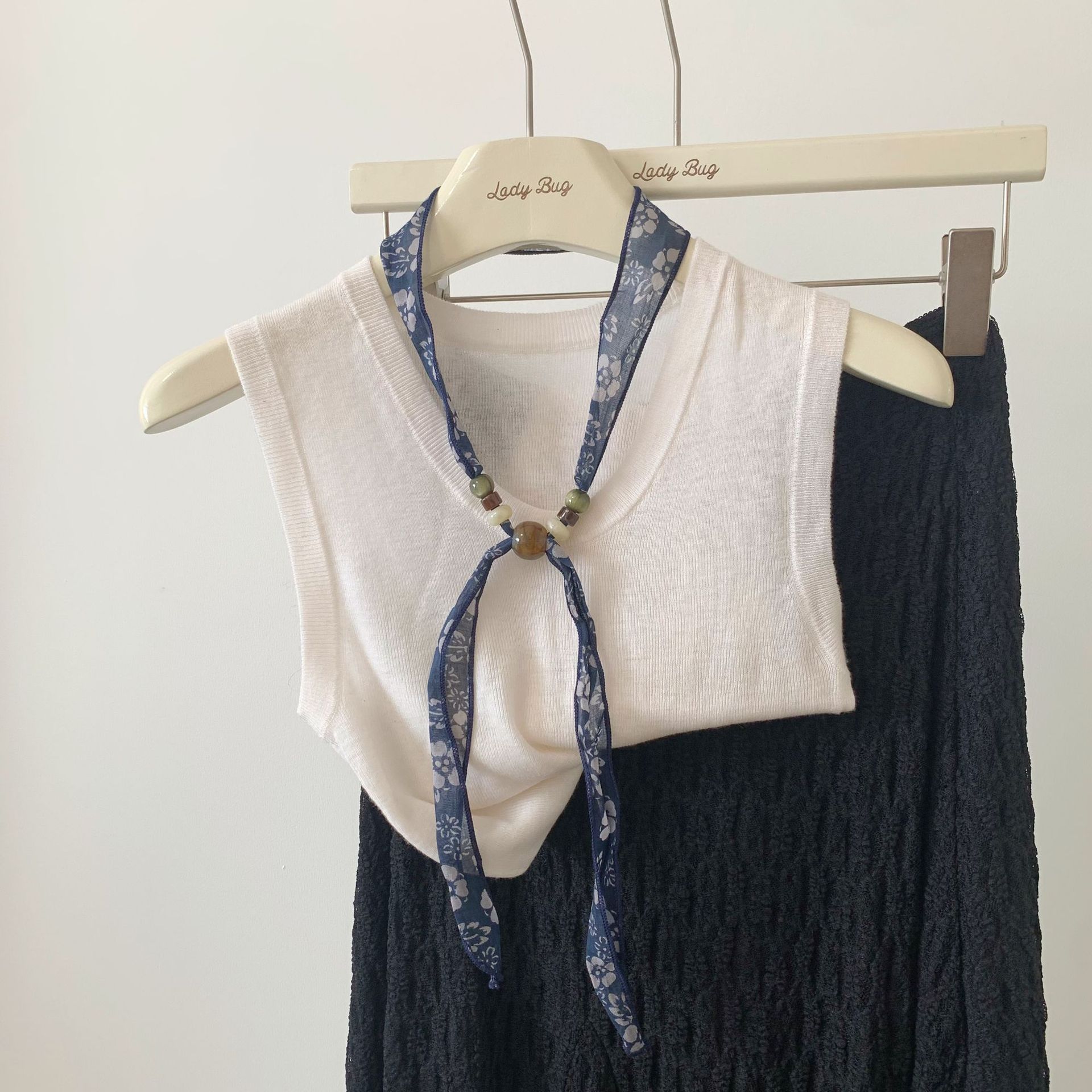 Tie-dye blue linen silk scarf necklace women s 2026 spring and summer new versatile literary beaded neck scarf accessories 4-105