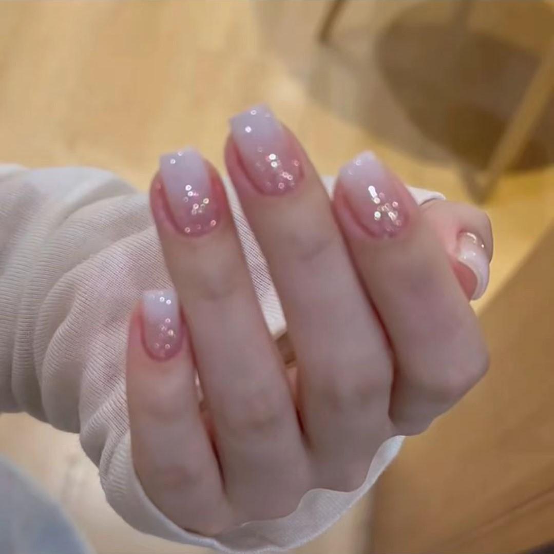 Milky White Gradient Glitter Handmade Short Nails - High-End Versatile Everyday Wear Extra Small