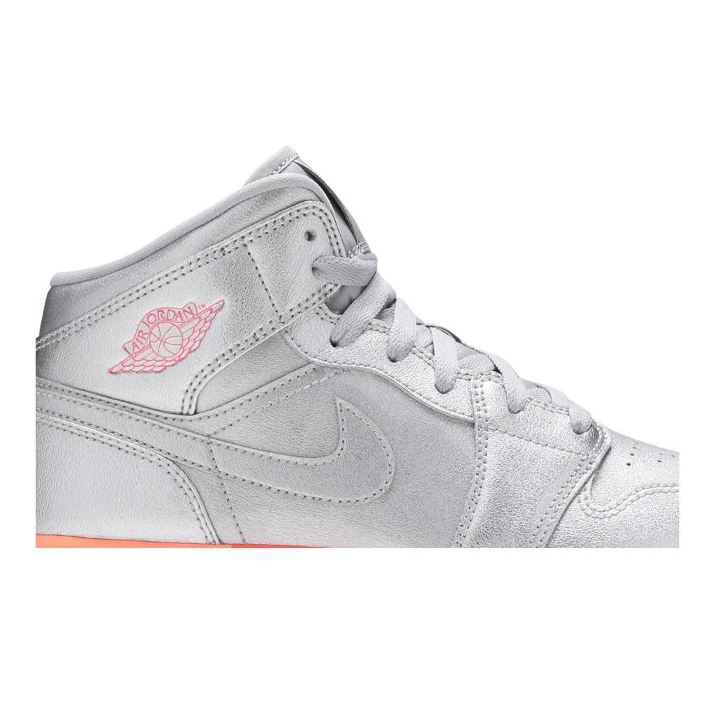 Air Jordan 1 Mid Grade School 'Metallic Silver Pink Crimson' (Unisex) Metallic Silver / Racer Pink / Wolf Grey / Crimson Vintage Basketball Shoes