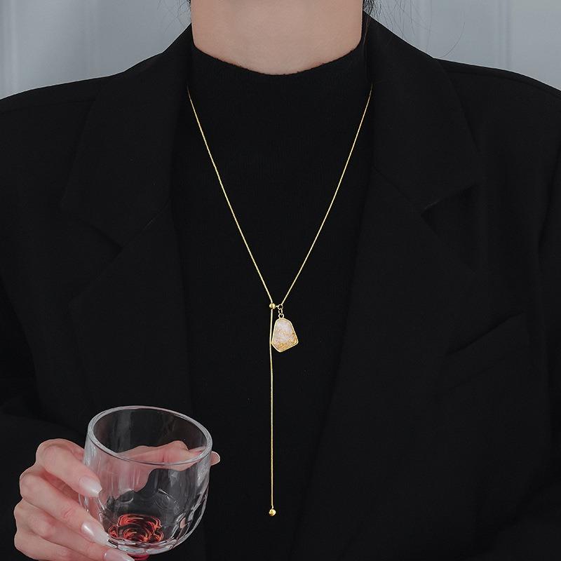 Gold Plated Irregular Round Pendant Necklaces for Women Luxury High-end Adjustable Necklace Fashion Charm Jewelry Daily Wear