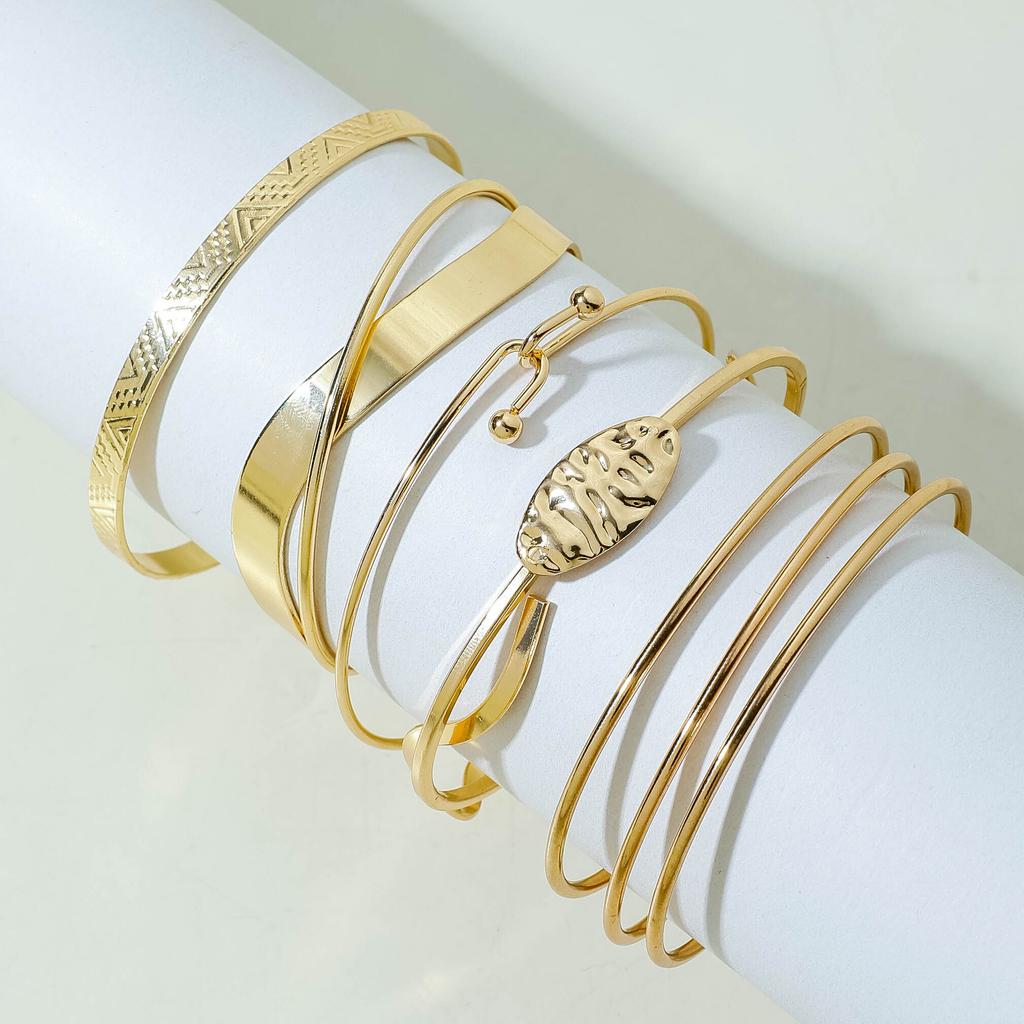 Geometric pleated metal bracelet light luxury bracelet multi-layer stacked bracelet women