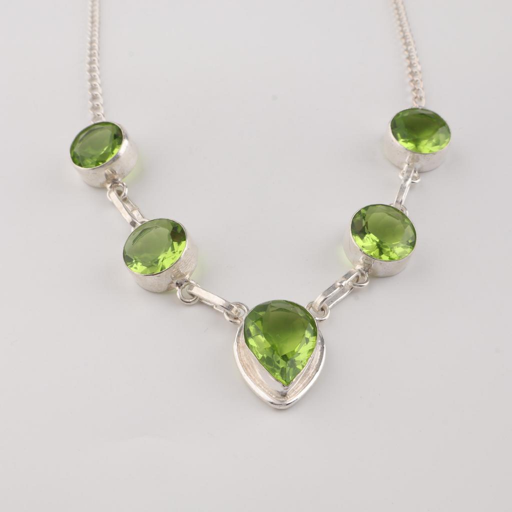 Naturlig Peridot Ädelsten Silverhalsband 16-18" 925 Sterling Silver Handgjorda Smycken för Kvinnor Som Gåva till Alla Hjärtans Dag RN-3-5
