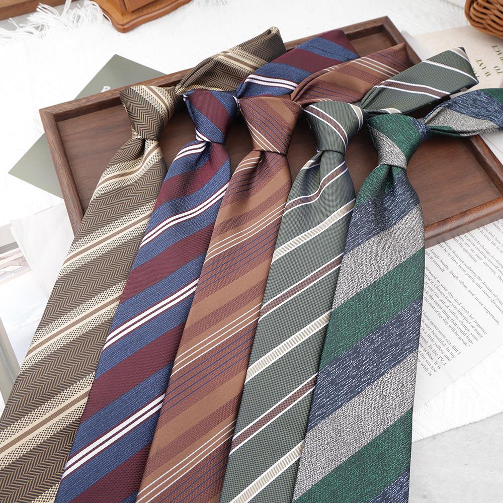 Men's 8CM Korean-British Style Jacquard Silk Striped Professional Tie