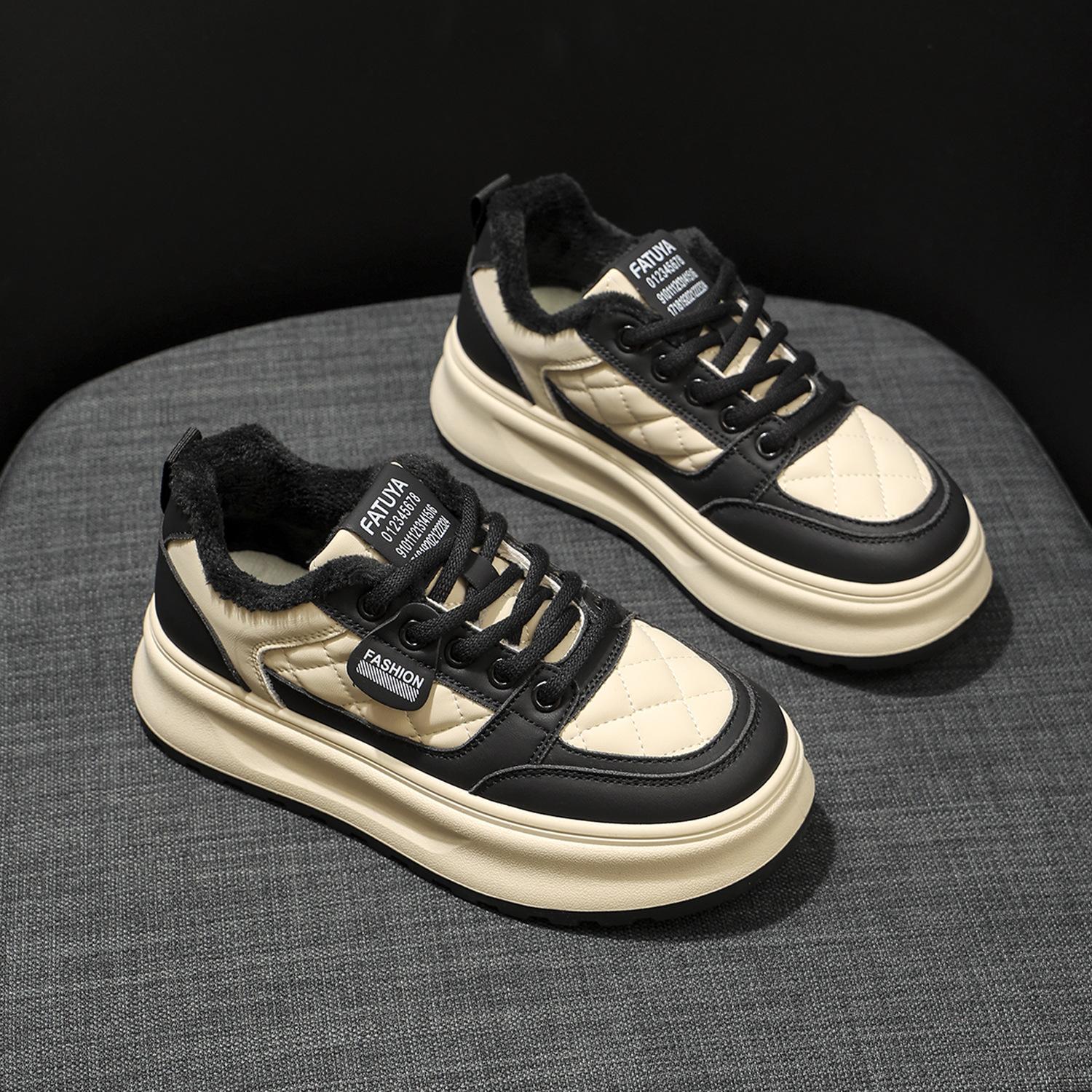 

Popular little white shoes women s shoes 2025 winter new velvet board shoes super fire versatile platform sports and leisure women s shoes 40